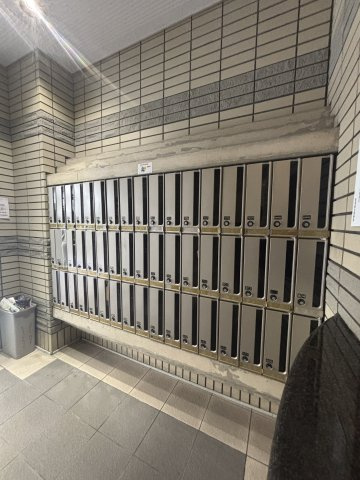 エスリード新神戸の外観