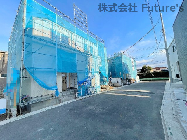 三郷市上口1丁目　新築戸建　全2棟　2号棟の前面道路含む現地写真|前面道路含む現地写真です。