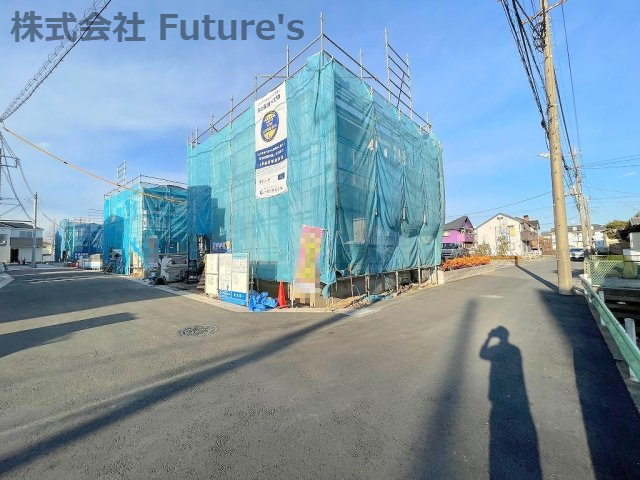 三郷市上口1丁目　新築戸建　全2棟　2号棟の前面道路含む現地写真|前面道路含む現地写真です。