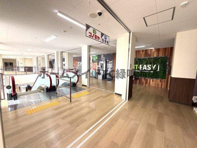 コノミヤ笠寺店　3階店舗のロビー