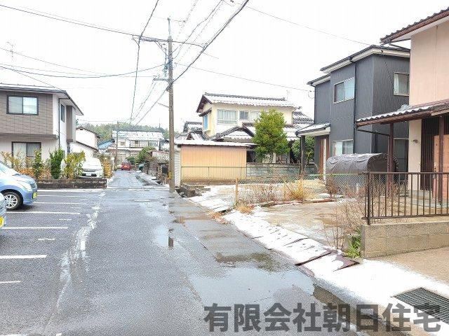 【その他】 | 西川津町中古戸建（収益物件） | 前面道路です～