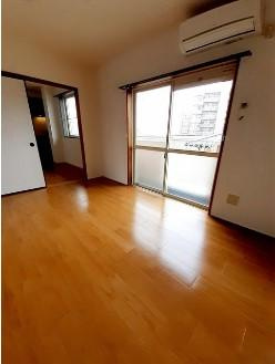 ささお壱番館の居間・リビング|※お部屋により仕様が異なる場合があります。