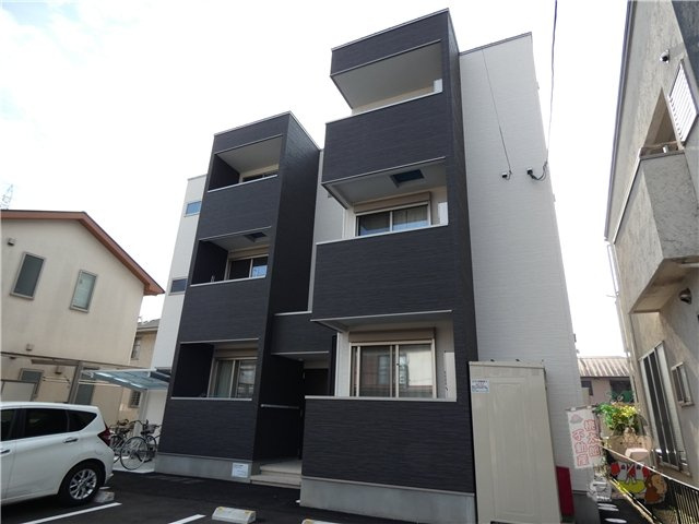 ＲＥＧＡＬＥＳＴ花尻Ⅲの外観