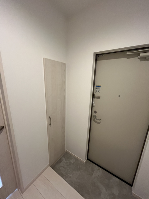 ＲＥＧＡＬＥＳＴ花尻Ⅲの玄関