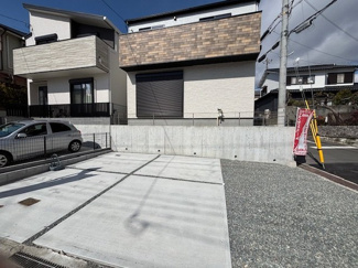 【駐車場】 | 車をお持ちの方に嬉しい駐車場付きの物件です