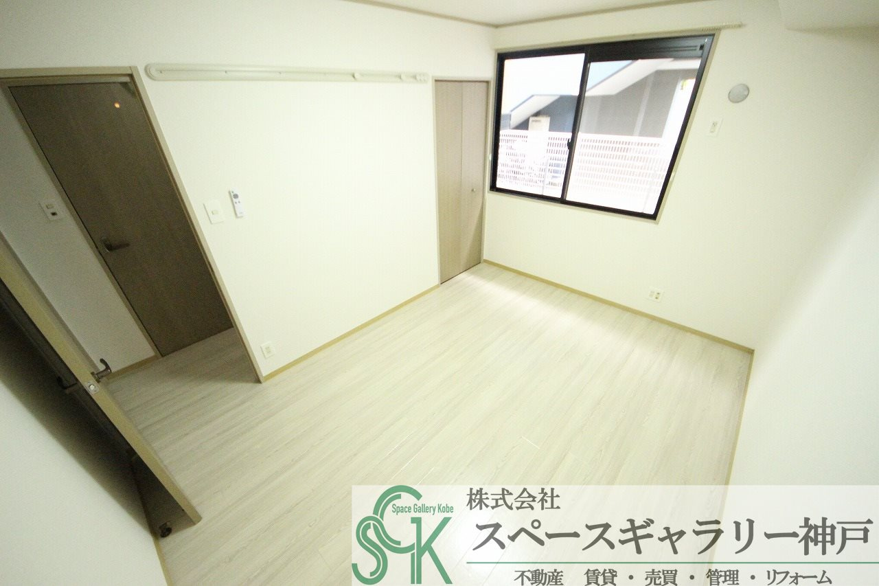 プリシェール西明石 Bの寝室