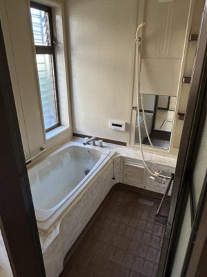 【浴室】 | 鳥取市若葉台南6丁目戸建て