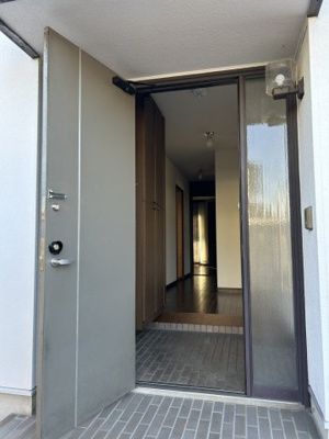 【玄関】 | 鳥取市若葉台南6丁目戸建て