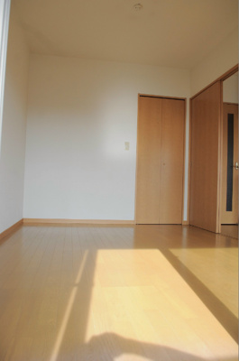 【居間・リビング】 | ニューシティアパートメンツ南小倉Ⅰ