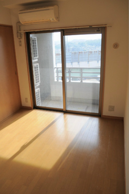 【居間・リビング】 | ニューシティアパートメンツ南小倉Ⅰ