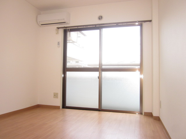 【洋室】 | ファミール西大寺