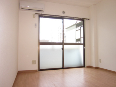 【洋室】 | ファミール西大寺