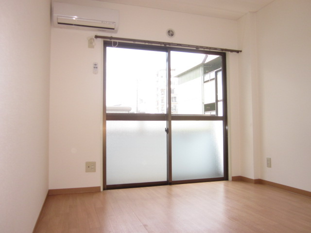 【洋室】 | ファミール西大寺