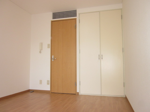 【洋室】 | ファミール西大寺