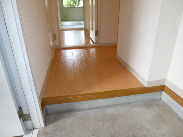 ＣＨＥＺ－ＭＯＩ　Ａの玄関