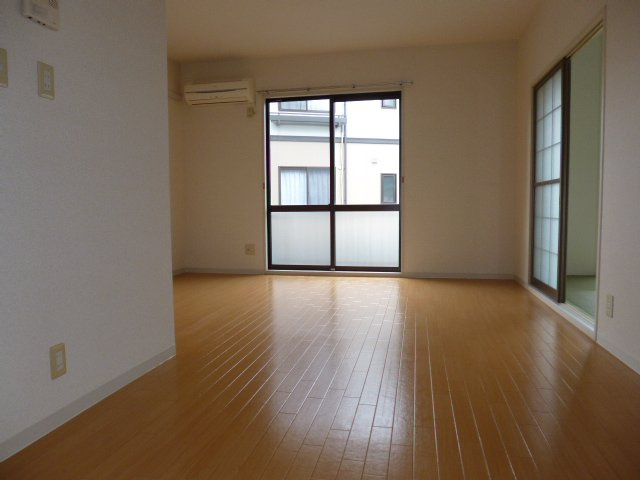 ＣＨＥＺ－ＭＯＩ　Ａの居間・リビング