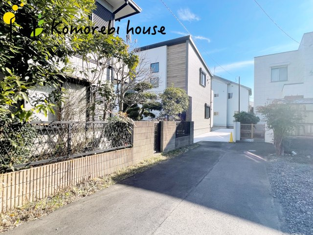 さいたま市北区日進町2丁目　新築一戸建て　エヴァーフォレストⅡ　01の前面道路含む現地写真|前面道路含む現地写真です