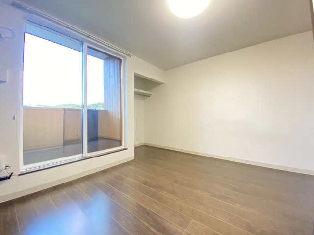 トピア安倍館Dの居間・リビング