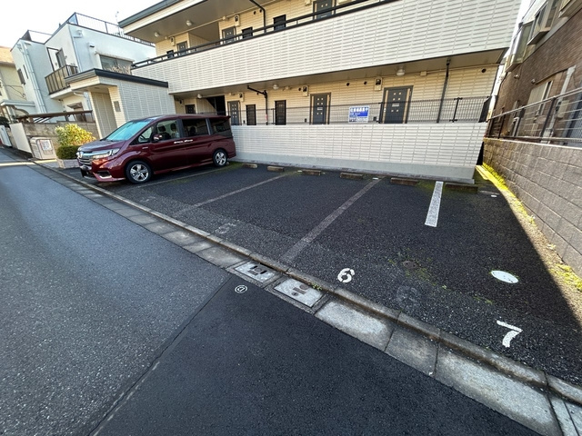 アビタシオン藤の駐車場|地震に強い旭化成ヘーベルメゾン！