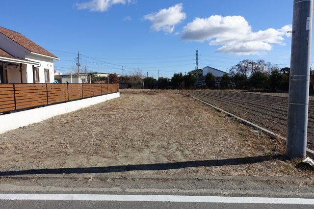 高崎市下小塙町　売地の外観|西側道路から東方向