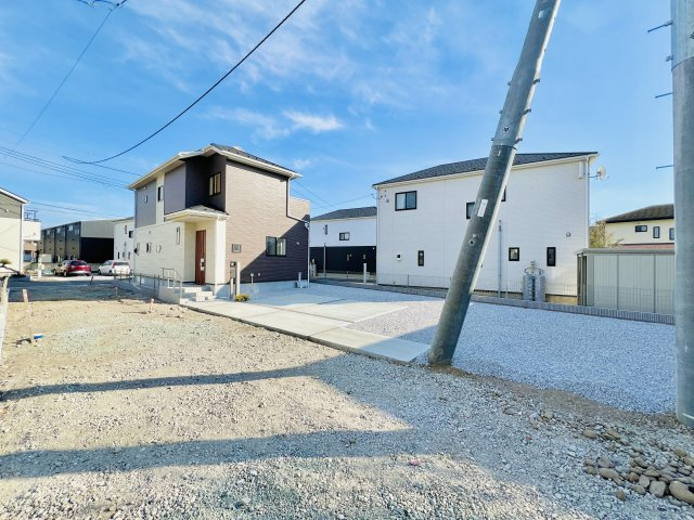 前橋市青柳町の前面道路含む現地写真|閑静な住宅街で駐車も楽々♪