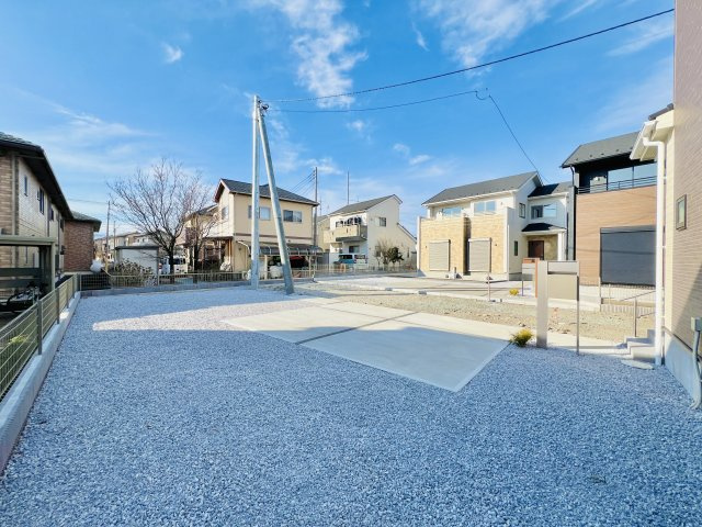 前橋市青柳町の外観|駐車スペースを確保しながらお庭のスペースも広々♪