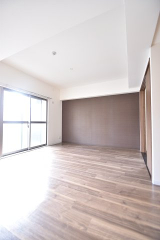 大阪市城東区新喜多１丁目の賃貸マンションの居間・リビング