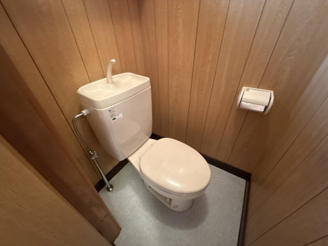 総社本町借家　のトイレ