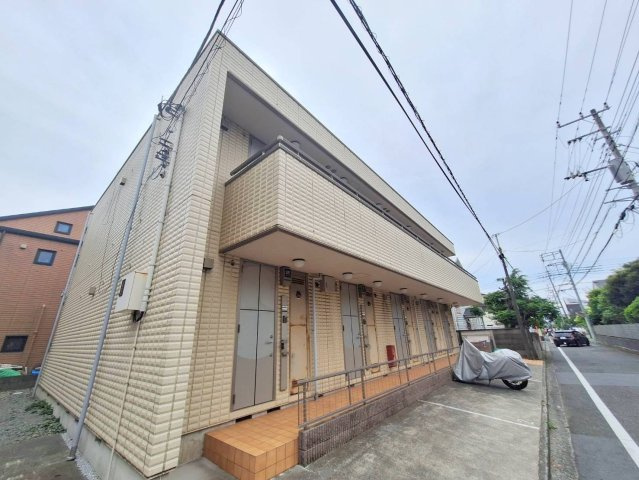 メープルガーデン松が岡の外観