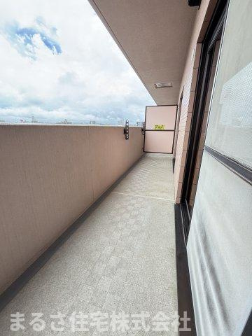 プレッソ城ヶ崎壱番館のバルコニー