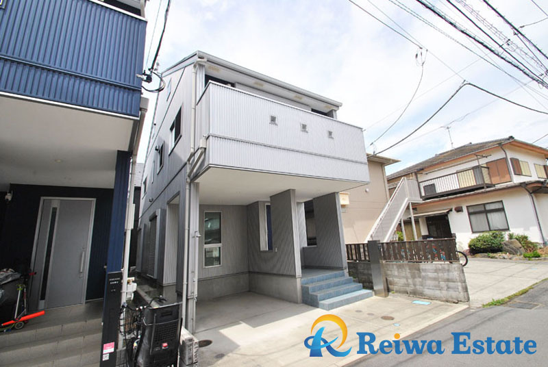 中古戸建　茅ヶ崎市十間坂2丁目の外観