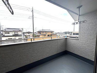 【バルコニー】