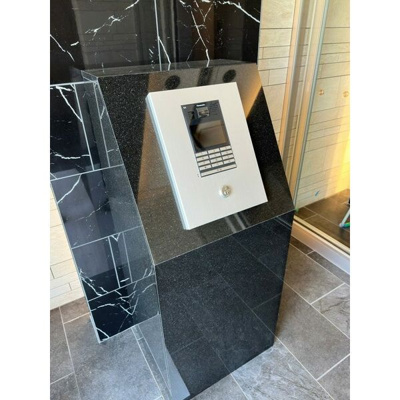 【ロビー】 | グランカリテ北大阪リヴィエ | 清潔なロビーです