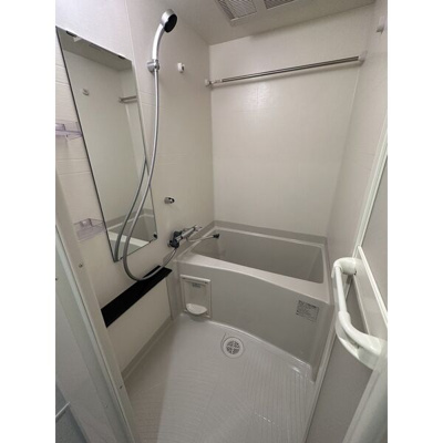 【浴室】 | グランカリテ北大阪リヴィエ | コンパクトで使いやすいお風呂です