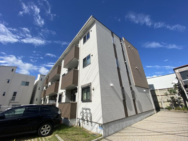 アルテール摂津の外観