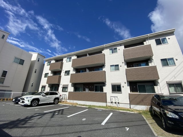 アルテール摂津の外観
