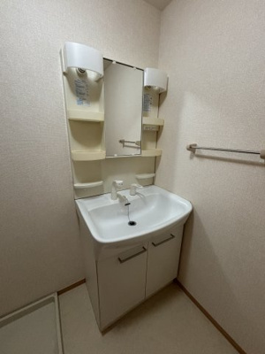 【洗面所】 | ロイヤル倉治C棟