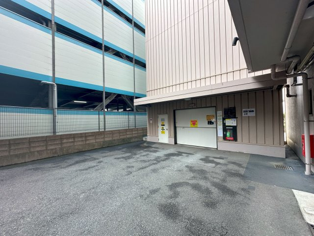 サンリヤン花畑Ⅱの駐車場