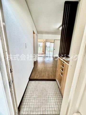 グリーンハイツ竹園の玄関