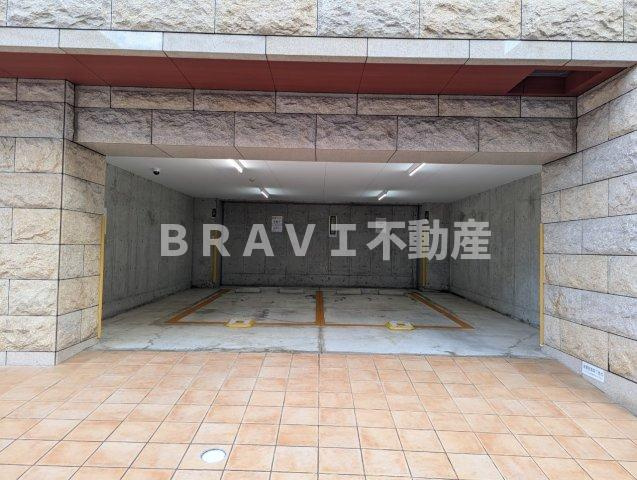 ジュネーゼプレシャス森ノ宮　BRAVI不動産のその他共用部分|【ジュネーゼプレシャス森之宮】駐車場があります