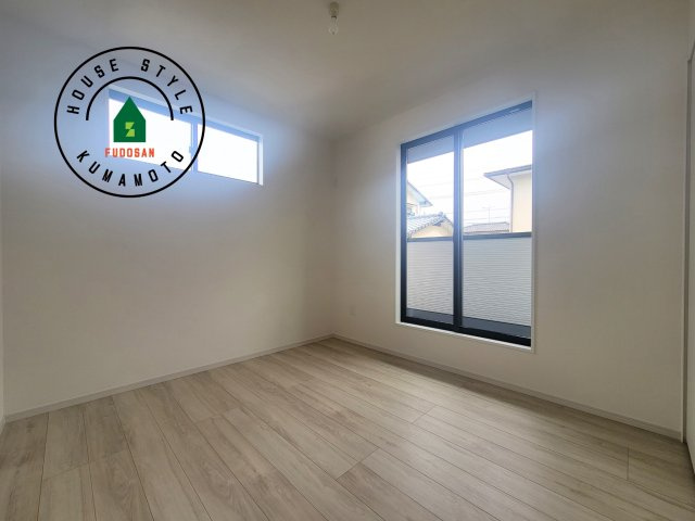 菊池郡大津町第4-1棟（1号棟）　の洋室|採光良好な洋室は全居室、複層ガラスの遮熱効果と断熱効果で、一年中快適に過ごせます。