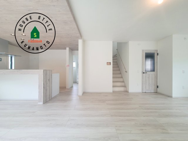 菊池郡大津町第4-1棟（1号棟）　の居間・リビング|多くの時間を過すことになるリビングだからこそ、いつも穏やかな空間・解放感が味わえ毎日が充実します。