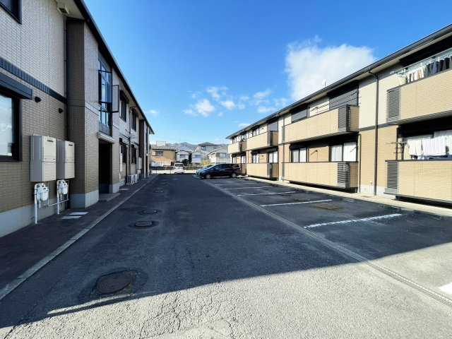 プラザ･ルミエール　Ｃ棟の駐車場