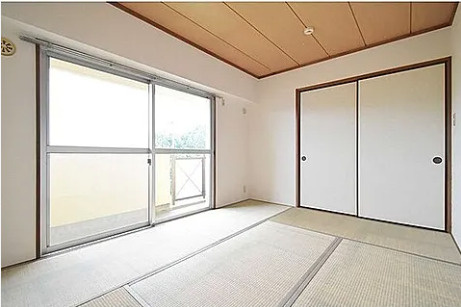 サンフォレスト【キャッシュバック対象物件】の和室|ゆったりとくつろげる和室です