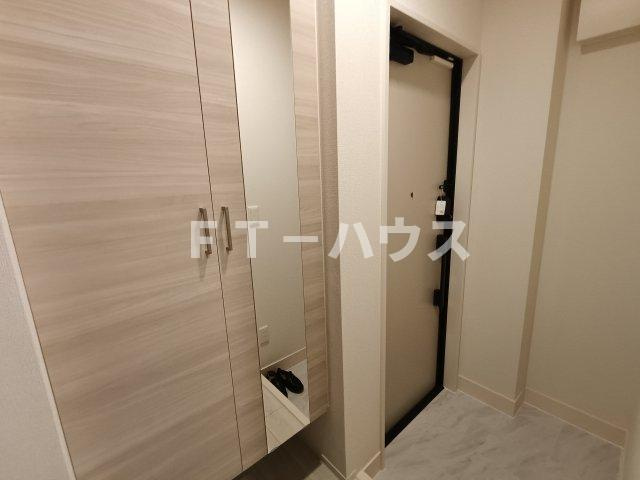 D-SOLACE幕張本郷1丁目の玄関