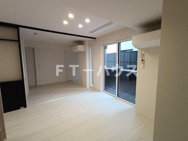 D-SOLACE幕張本郷1丁目の居間・リビング