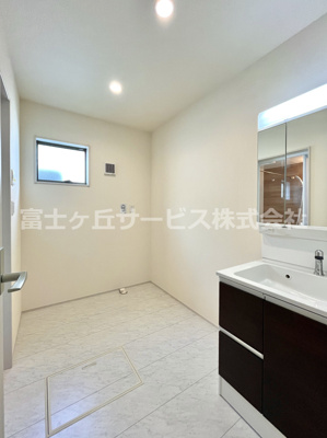 【洗面所】 | 牧之原市細江 6期 新築一戸建て 1号棟 | 1.5帖の洗面脱衣室