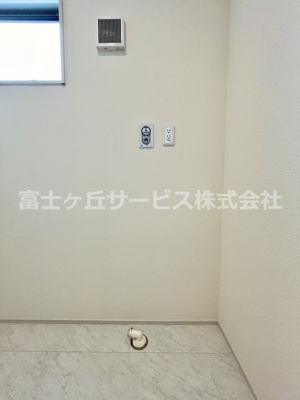 【ランドリースペース】 | 牧之原市細江 6期 新築一戸建て 1号棟 | 洗濯機置き場
