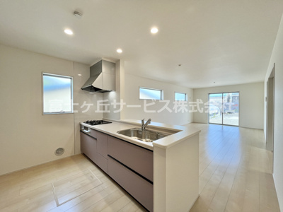 【キッチン】 | 牧之原市細江 6期 新築一戸建て 2号棟 | ２０帖のLDK