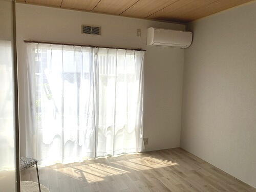 アメニティハイツ Aの居間・リビング